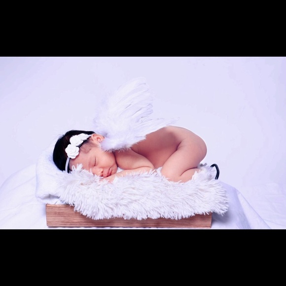Baby Angel Wings NWT - Picture 2 of 2